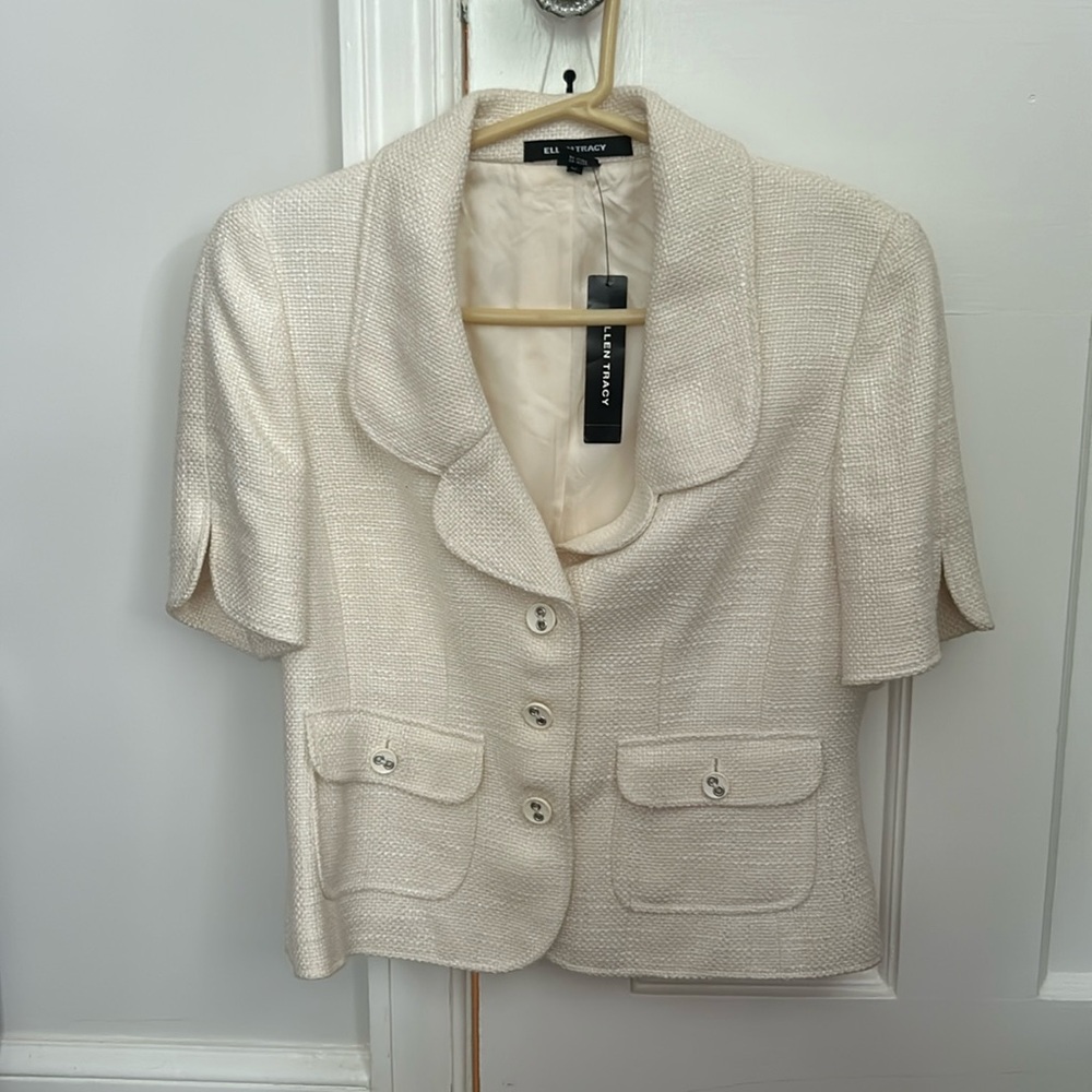 Ellen Tracy NWT Ivory Cropped Blazer
